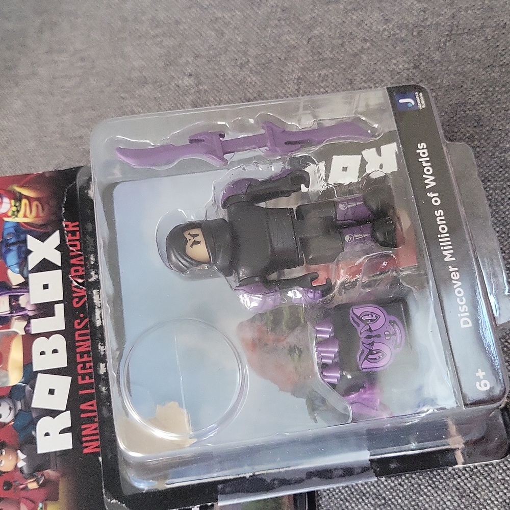 Roblox Action Figure Set - Picture 2 of 5